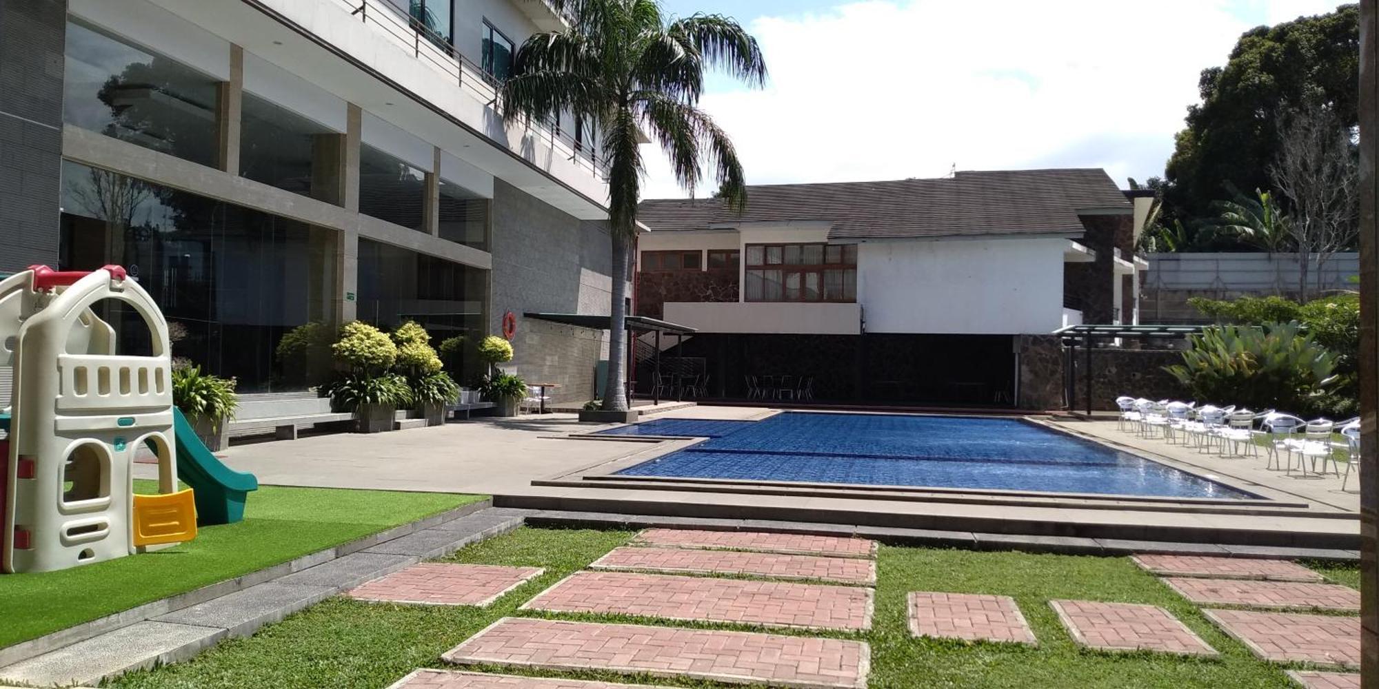 Novena Hotel Bandung Lembang Dış mekan fotoğraf